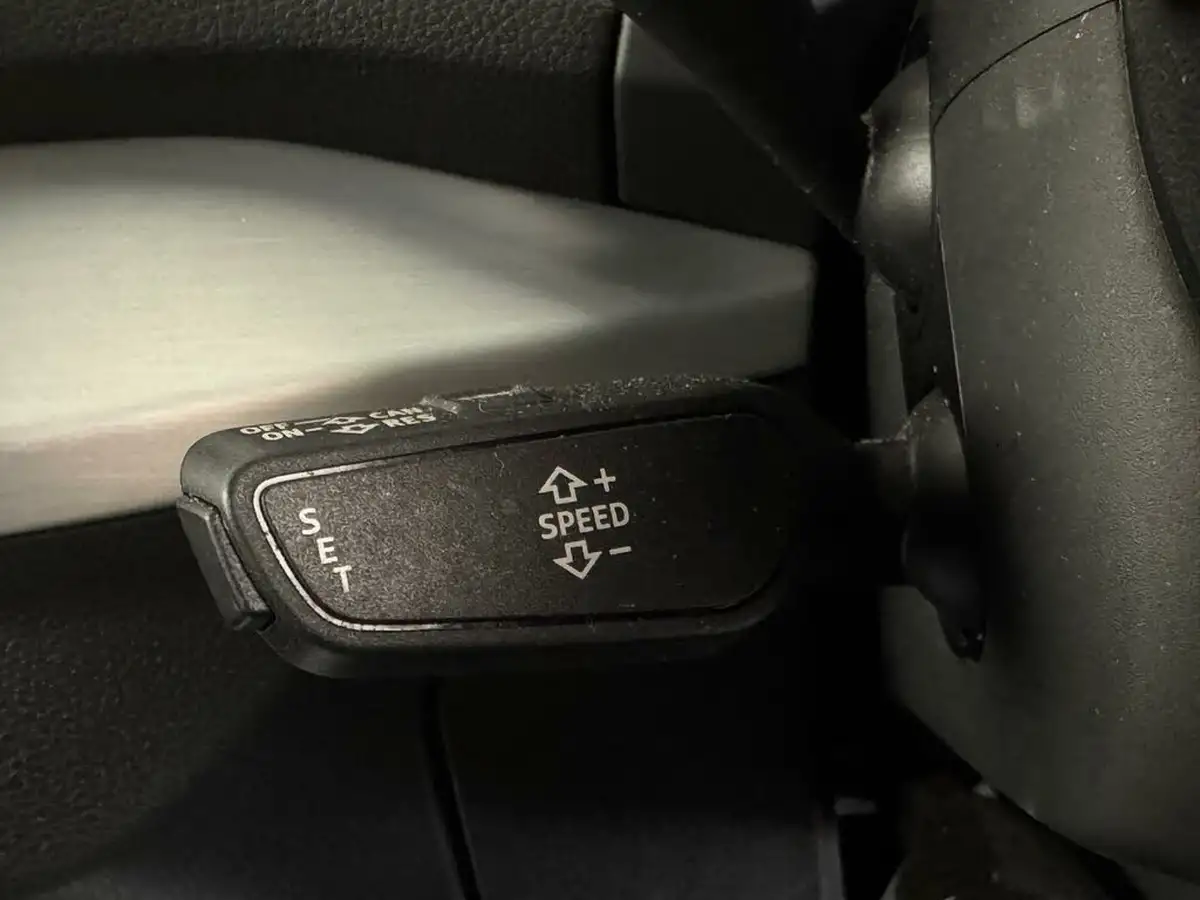 2019-audi-q2-16-30-tdi-s-line-big-21