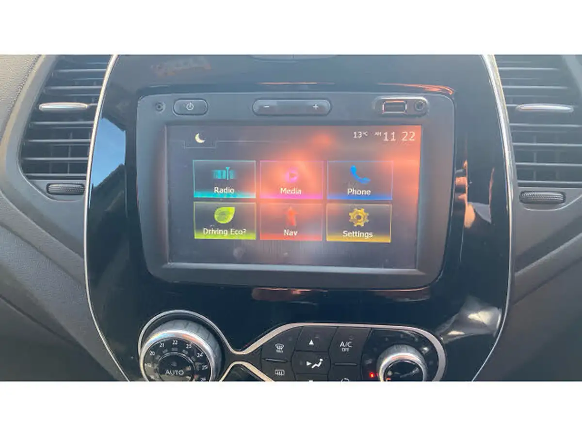 2017-renault-captur-12-dynamique-s-nav-big-11