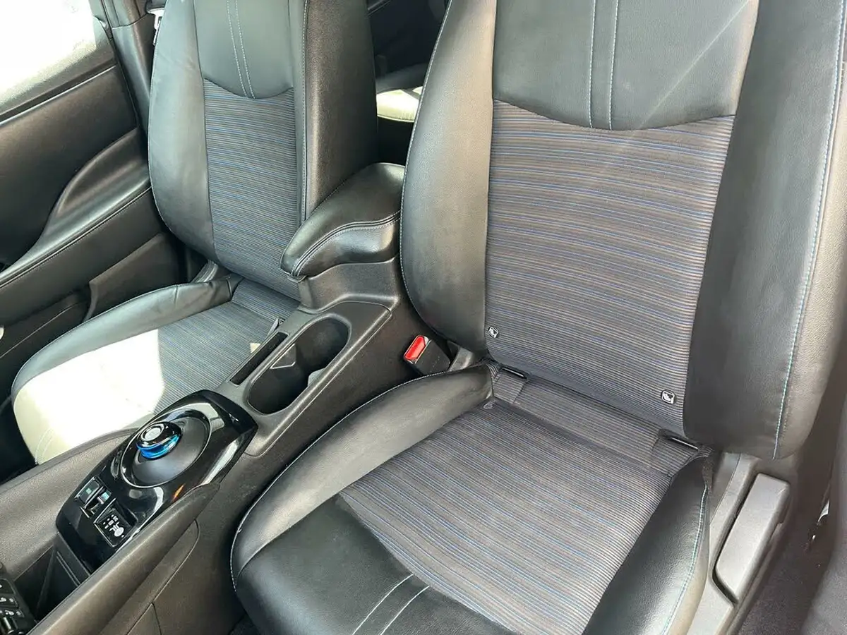 2020-nissan-leaf-e-n-connecta-big-37