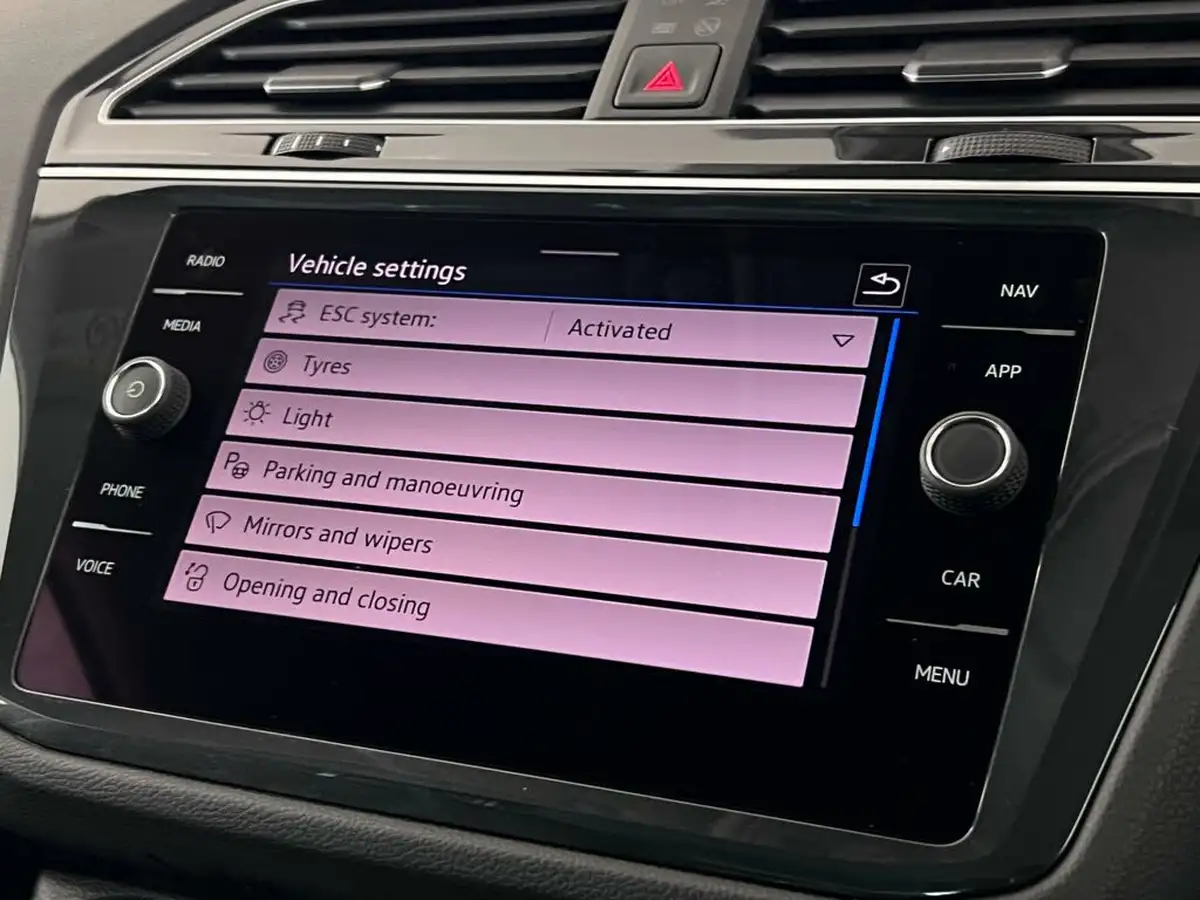 2021-volkswagen-tiguan-15-tsi-life-150ps-dsg-big-25