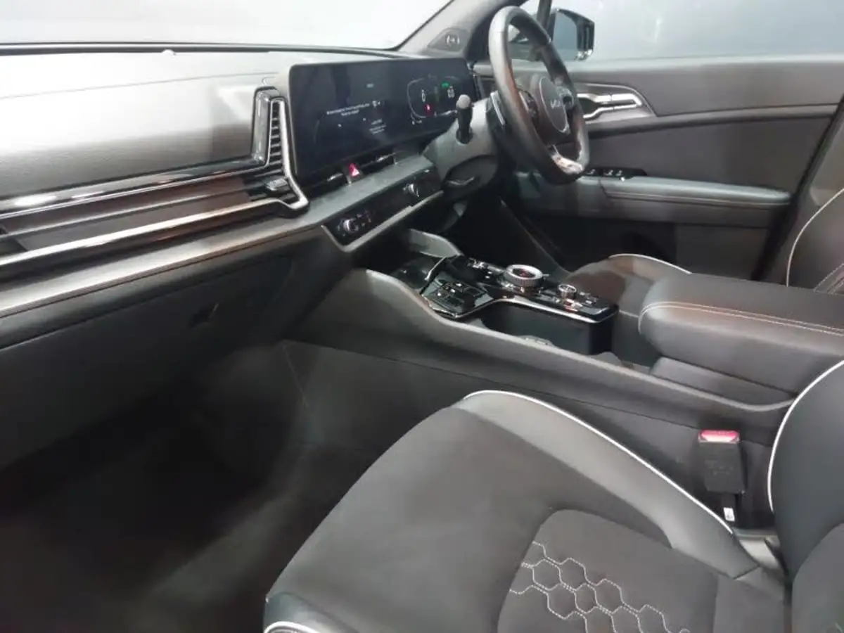 2024-kia-sportage-16-t-gdi-gt-line-261bhp-awd-phev-auto-big-4