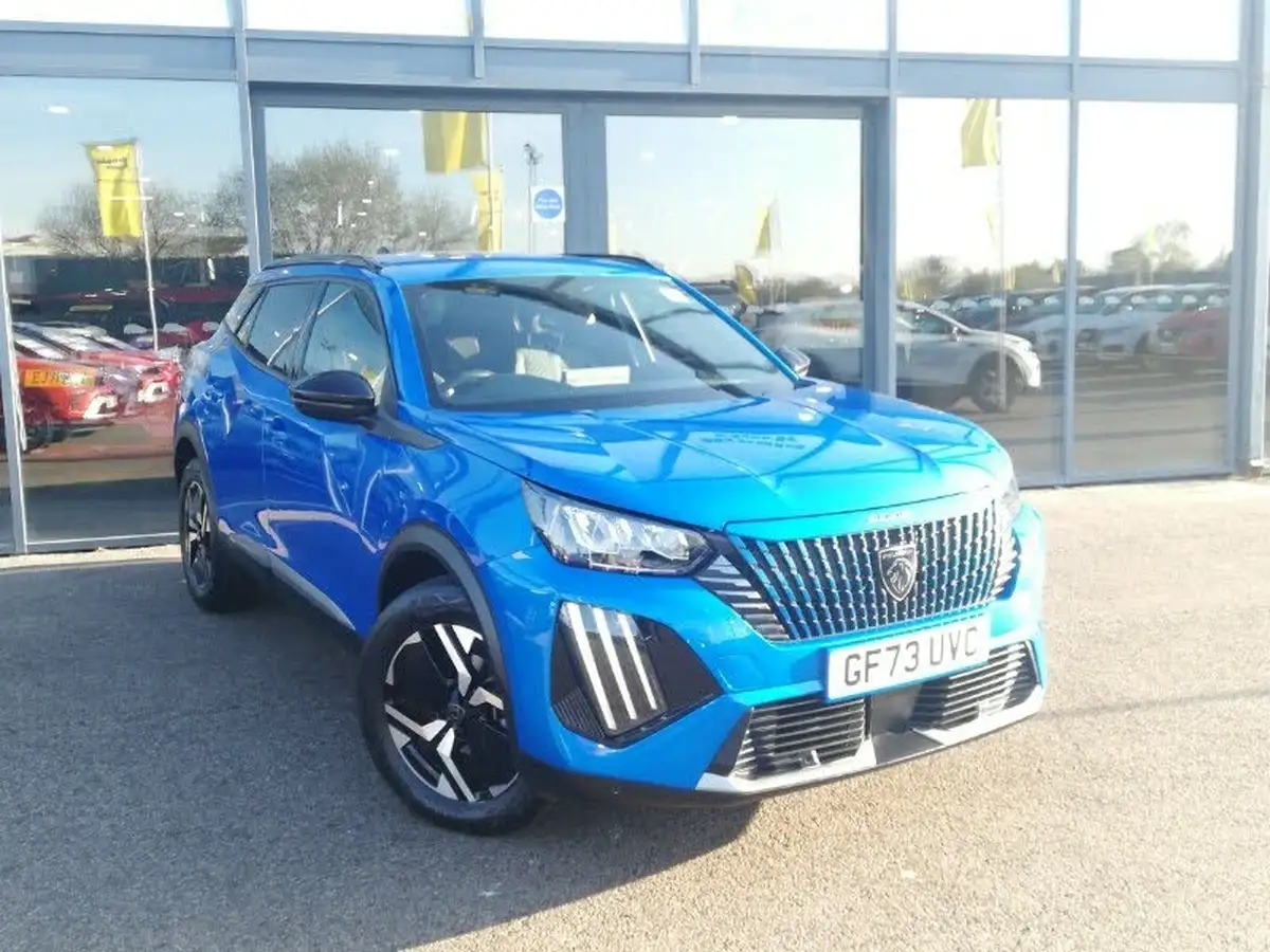 2023-peugeot-2008-suv-12-puretech-allure-eat8-big-0