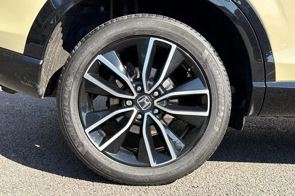2022-honda-hr-v-15-i-mmd-advance-big-19