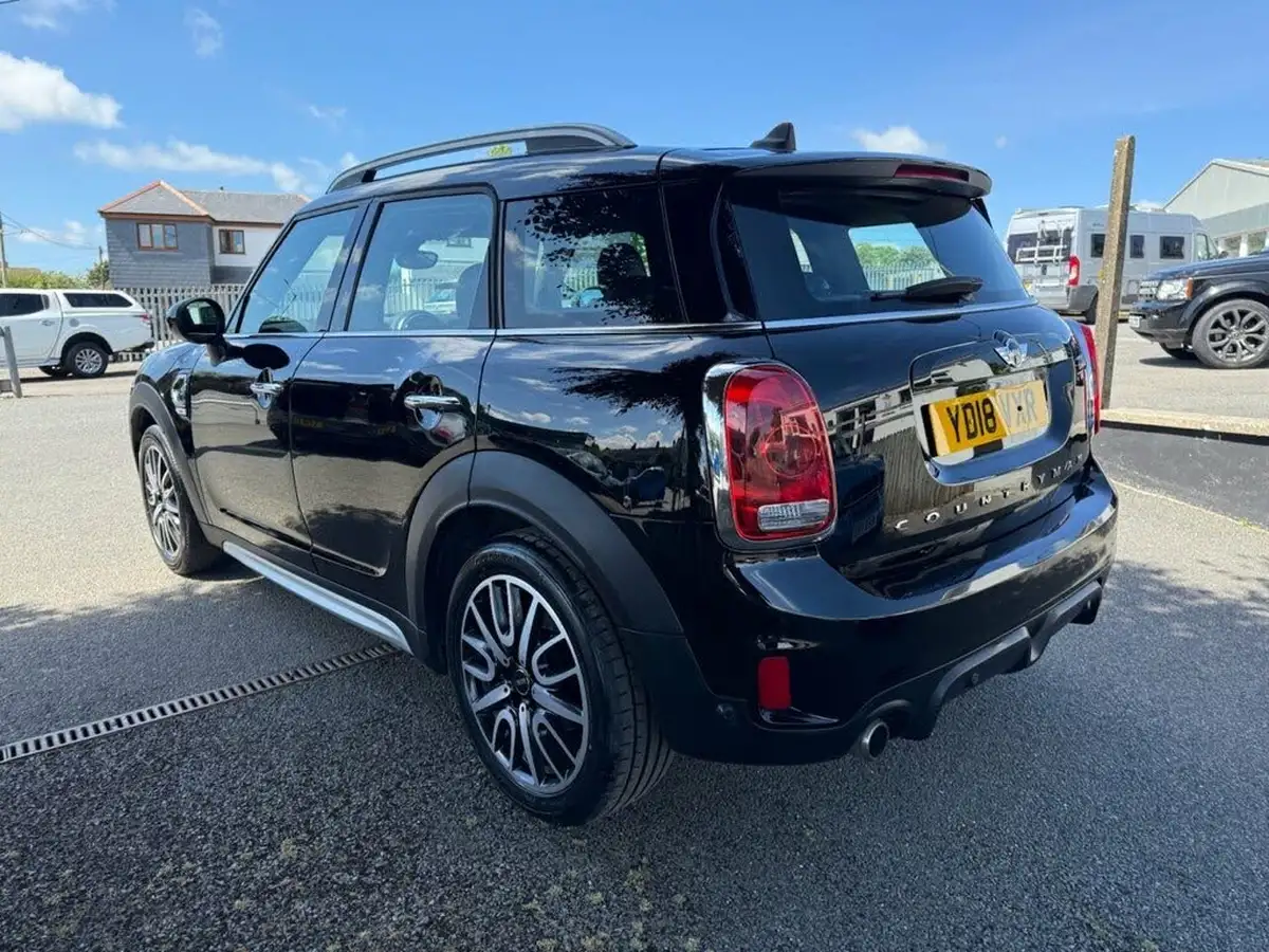 2018-mini-countryman-20-cooper-s-ss-auto-big-7