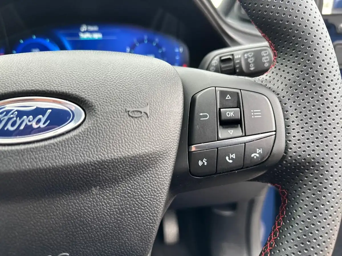 2023-ford-puma-suv-10-st-line-x-125ps-big-26