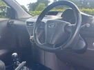 2010-toyota-iq-10-2-small-16