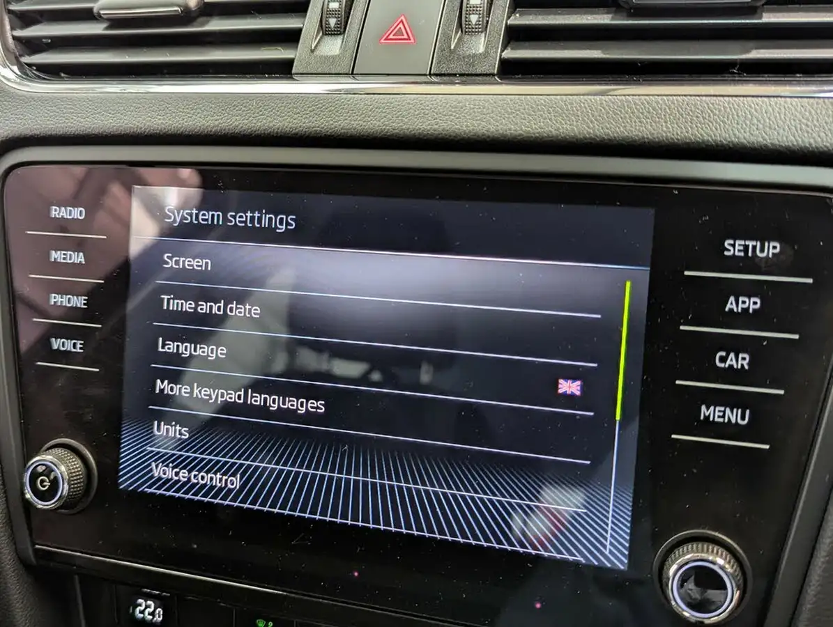 2019-skoda-octavia-15-tsi-se-estate-dsg-big-22