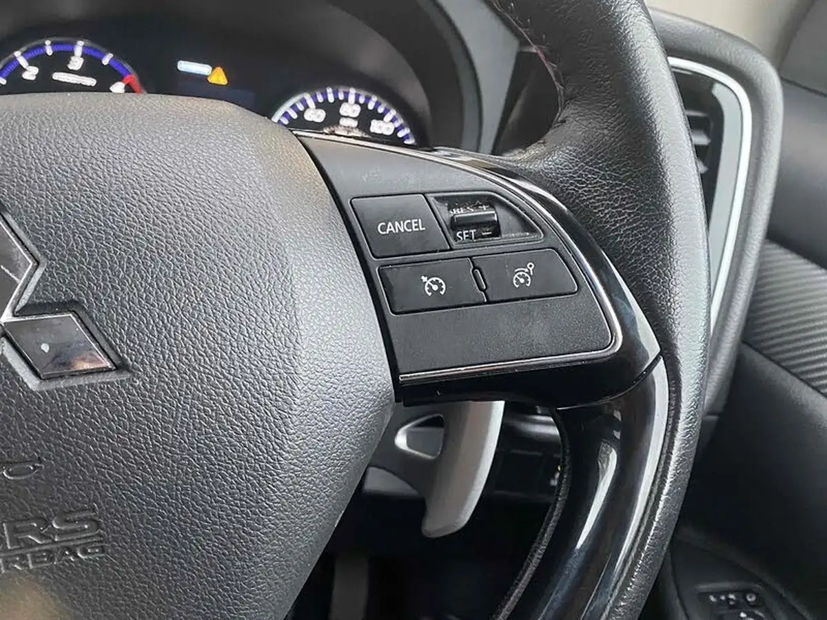 2018-mitsubishi-outlander-22di-d-3-auto-big-43