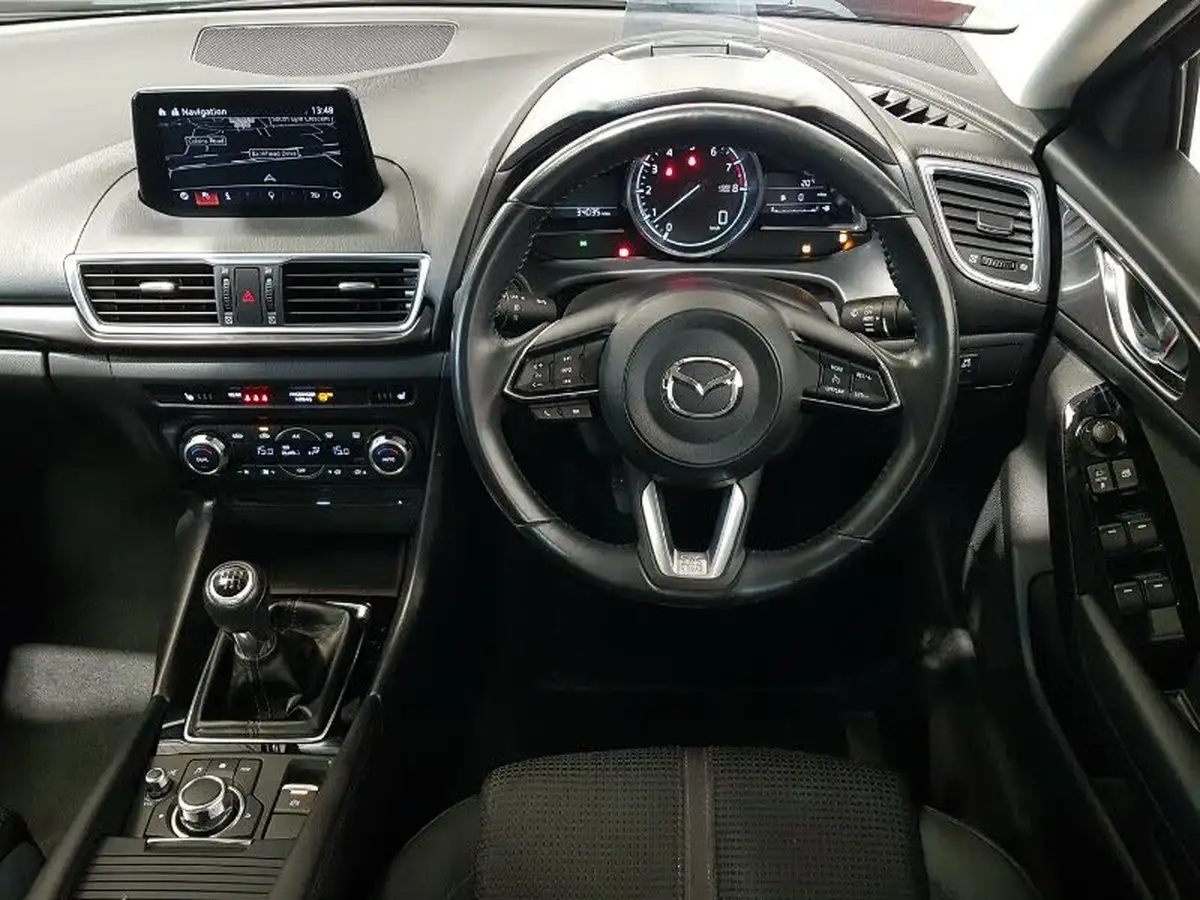 2018-mazda-mazda3-20-sport-nav-120ps-fastback-4d-big-6