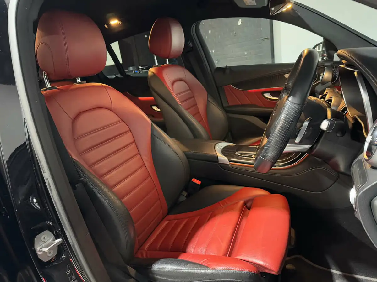 2020-mercedes-benz-glc-class-big-10