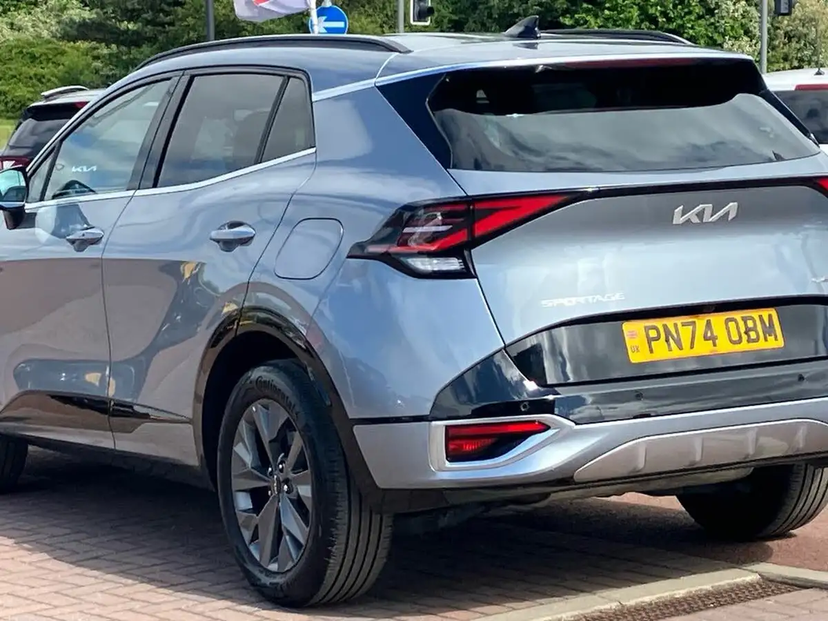 2024-kia-sportage-16-t-gdi-gt-line-207bhp-hev-auto-big-24