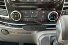 2023-ford-tourneo-custom-small-21