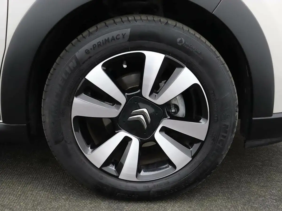 2023-citroen-c3-12-puretech-c-series-edition-83ps-ss-big-12