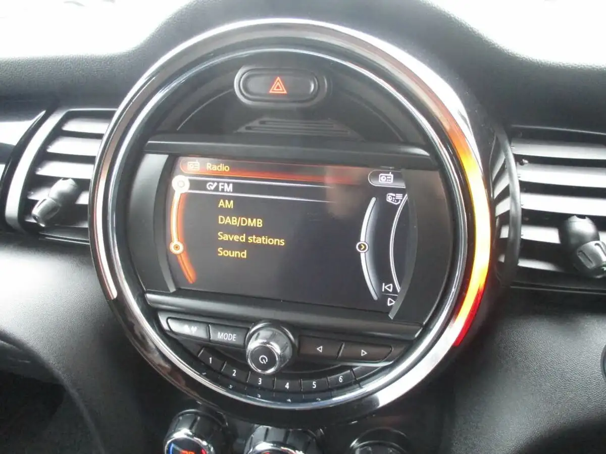 2015-mini-cooper-15td-cooper-d-114bhp-3d-big-12
