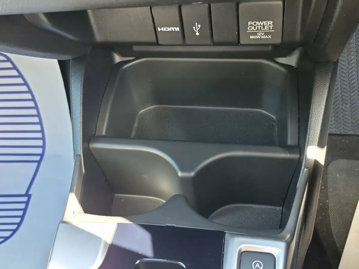 2017-honda-jazz-13-i-vtec-se-cvt-big-21