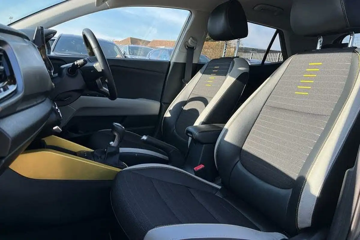 2023-kia-stonic-10-t-gdi-quantum-big-18