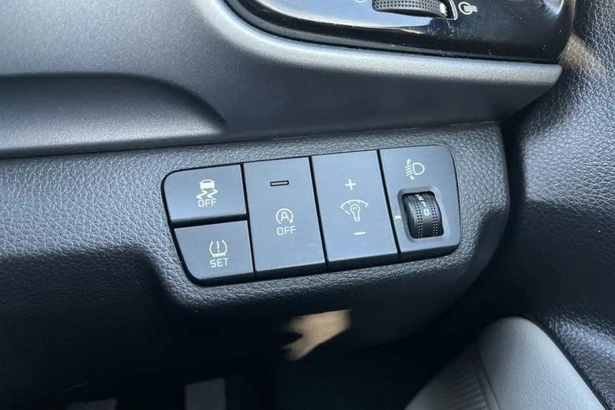 2023-kia-stonic-10-t-gdi-quantum-big-22