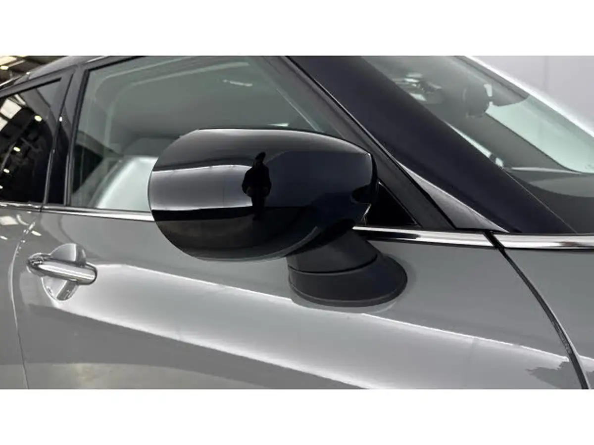 2021-mini-clubman-15-cooper-classic-big-22