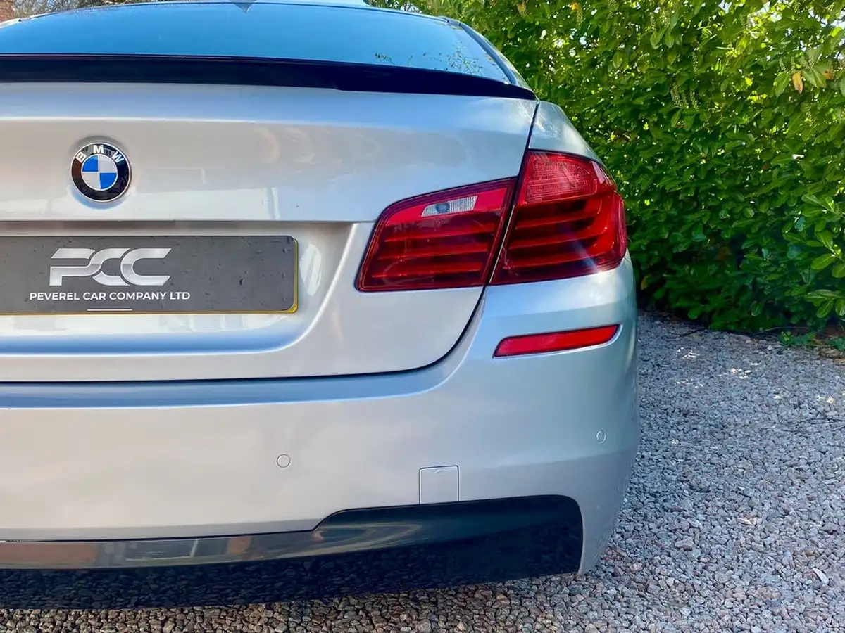 2016-bmw-5-series-20td-520d-m-sport-190bhp-saloon-4d-auto-big-28
