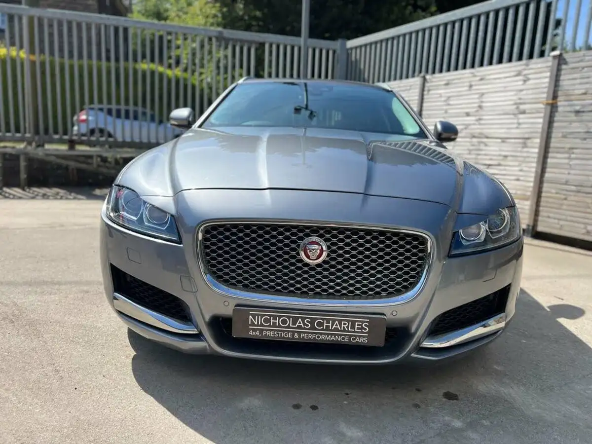 2019-jaguar-xf-20i-portfolio-250ps-sportbrake-5d-big-15