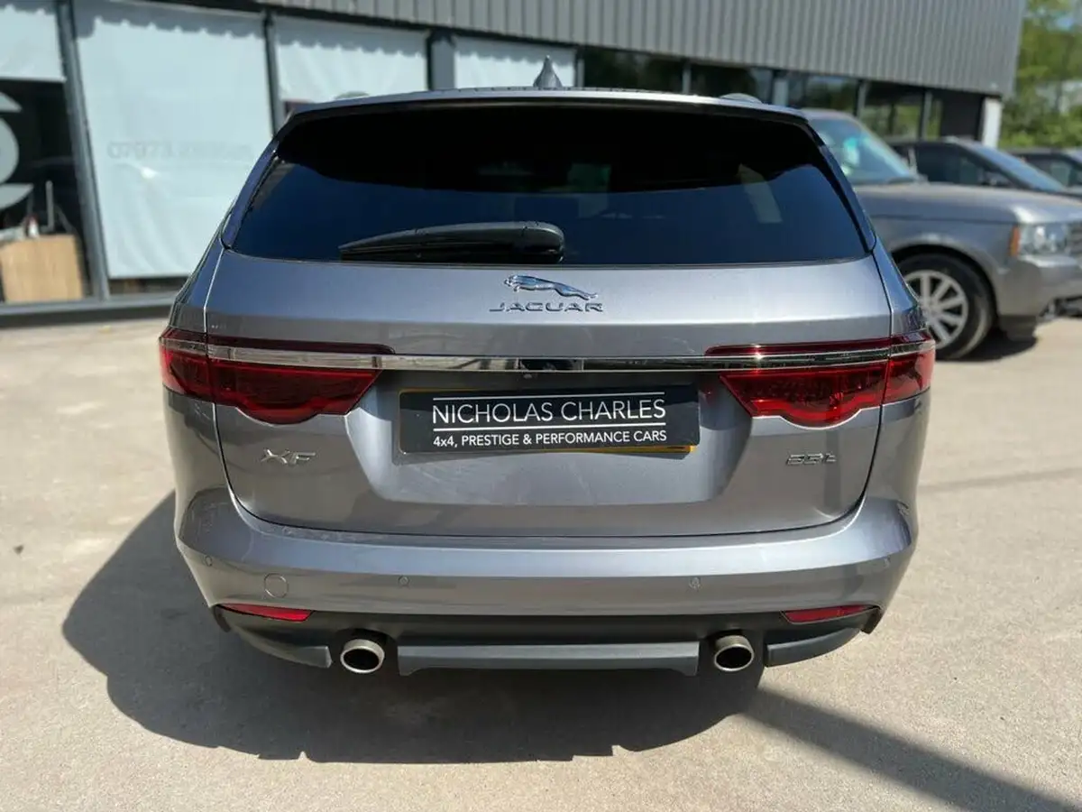 2019-jaguar-xf-20i-portfolio-250ps-sportbrake-5d-big-39
