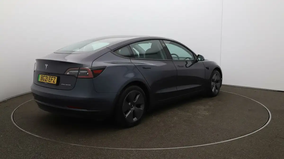 2021-tesla-model-3-e-long-range-4x4-big-46