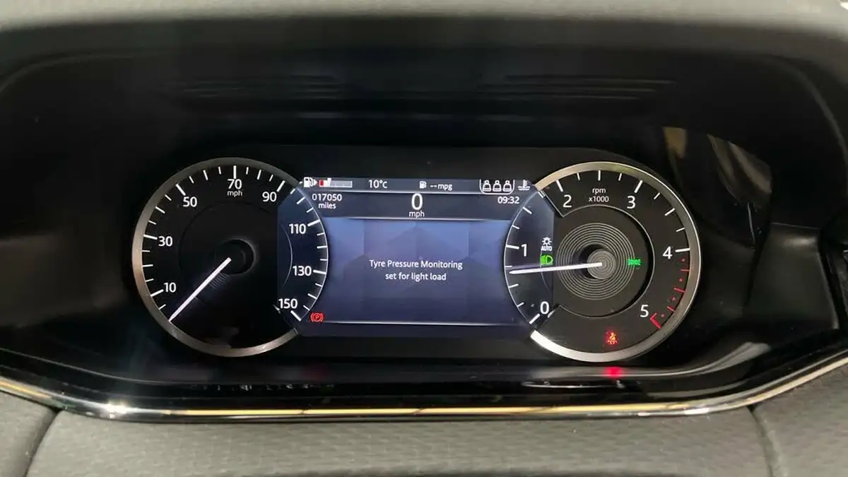 2021-land-rover-range-rover-evoque-20-d165-r-dynamic-big-5