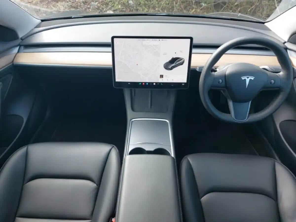 2021-tesla-model-3-e-long-range-4x4-big-2