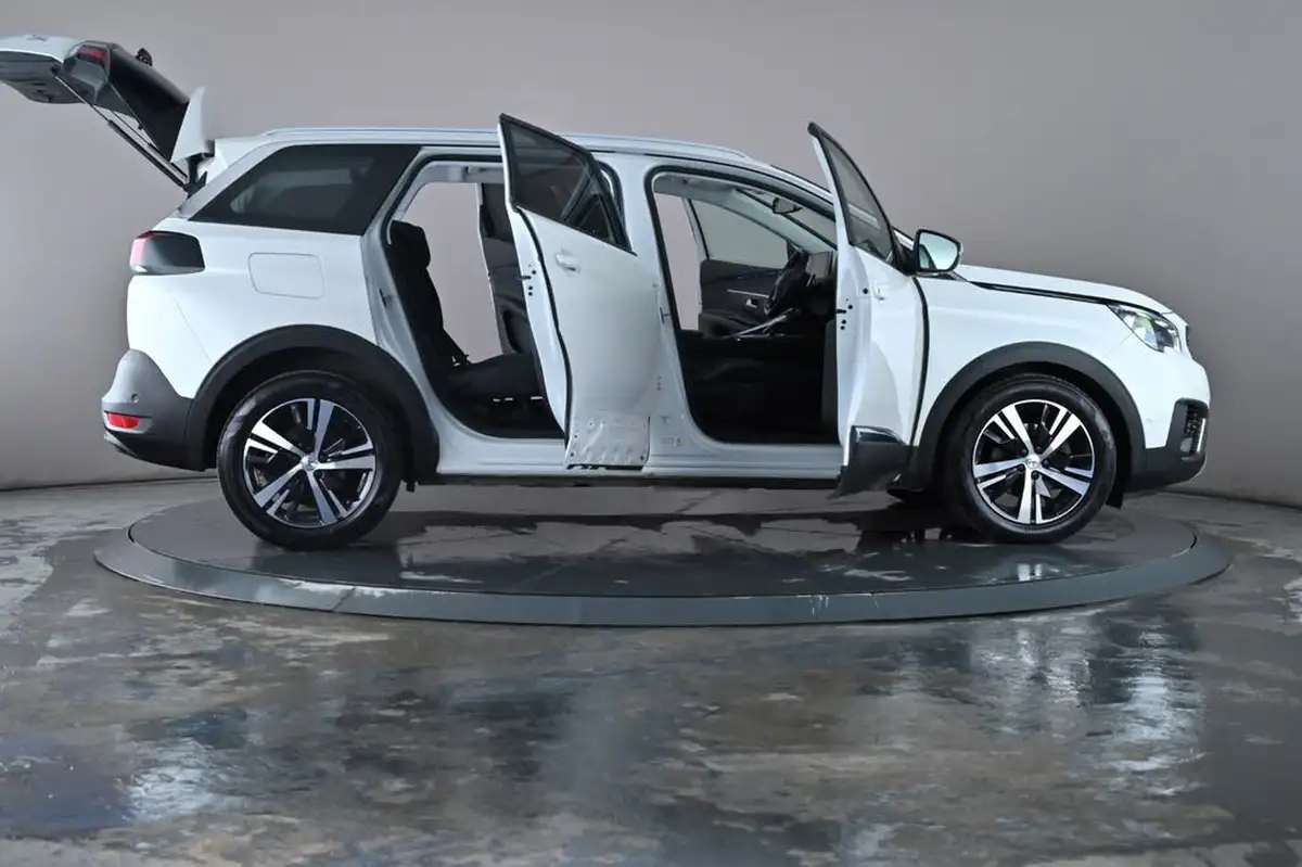 2018-peugeot-5008-suv-12-puretech-allure-eat6-big-66