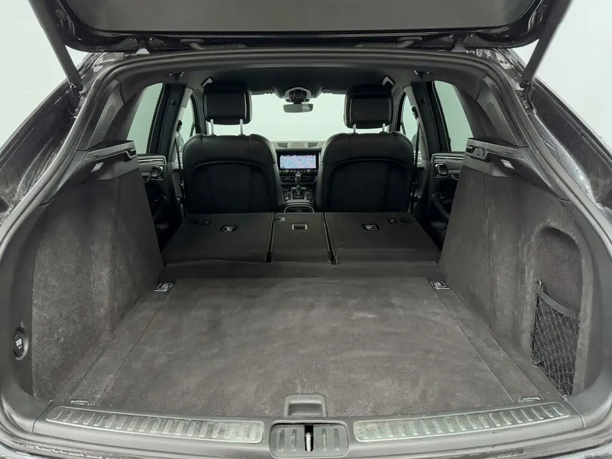 2019-porsche-macan-20-big-8