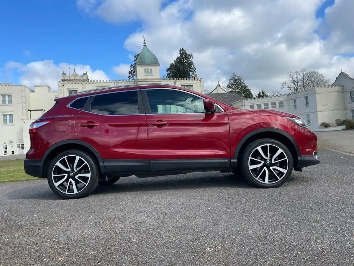 2017-nissan-qashqai-16dci-tekna-xtronic-cvt-big-3