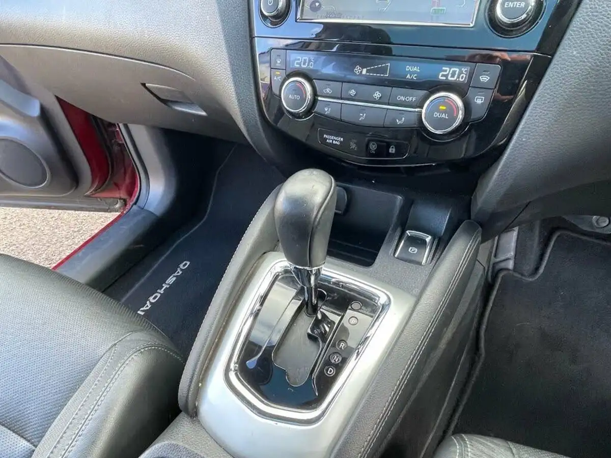 2017-nissan-qashqai-16dci-tekna-xtronic-cvt-big-31