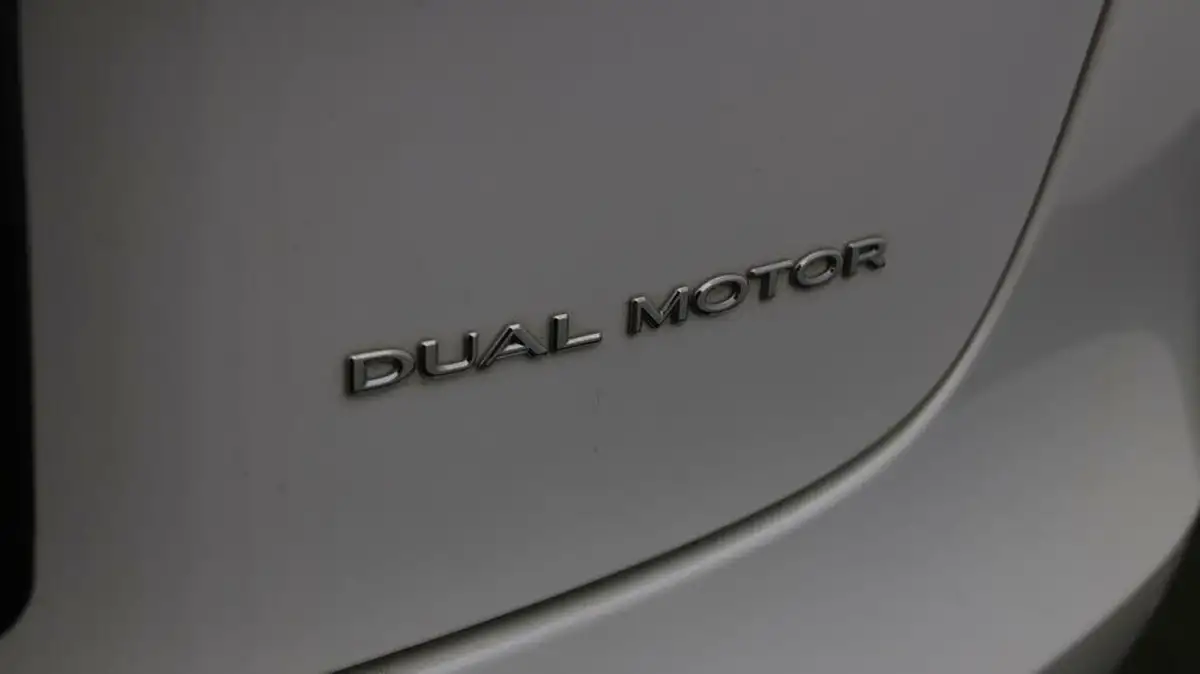 2021-tesla-model-3-e-long-range-4x4-big-19