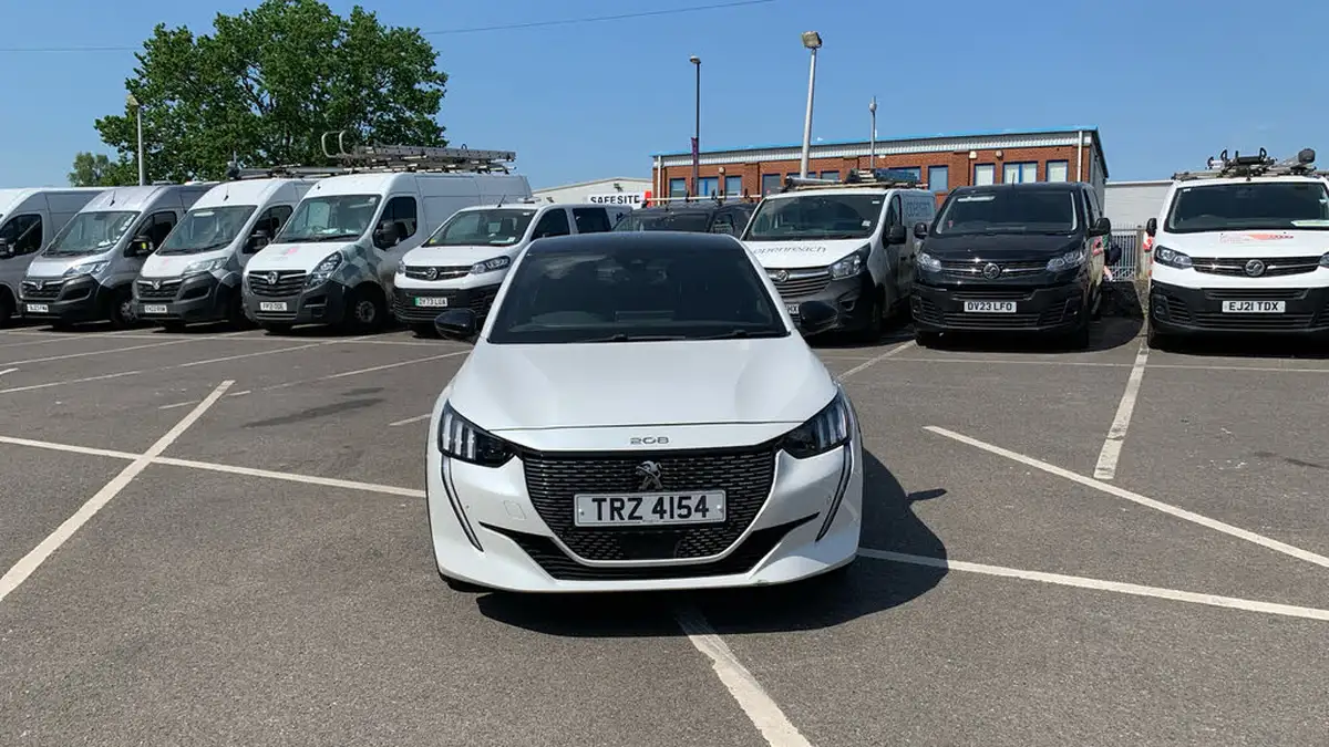 2022-peugeot-208-12-puretech-gt-130bhp-eat8-big-7