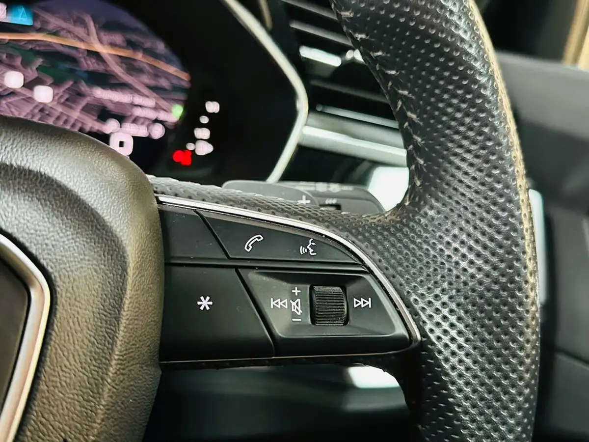 2019-audi-q3-20-35-tdi-vorsprung-station-wagon-big-45