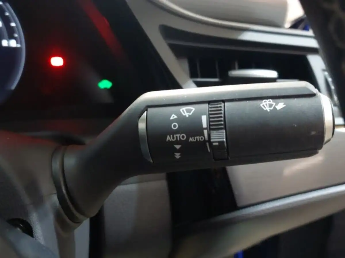 2022-lexus-es-300h-25-f-sport-without-navigation-big-12