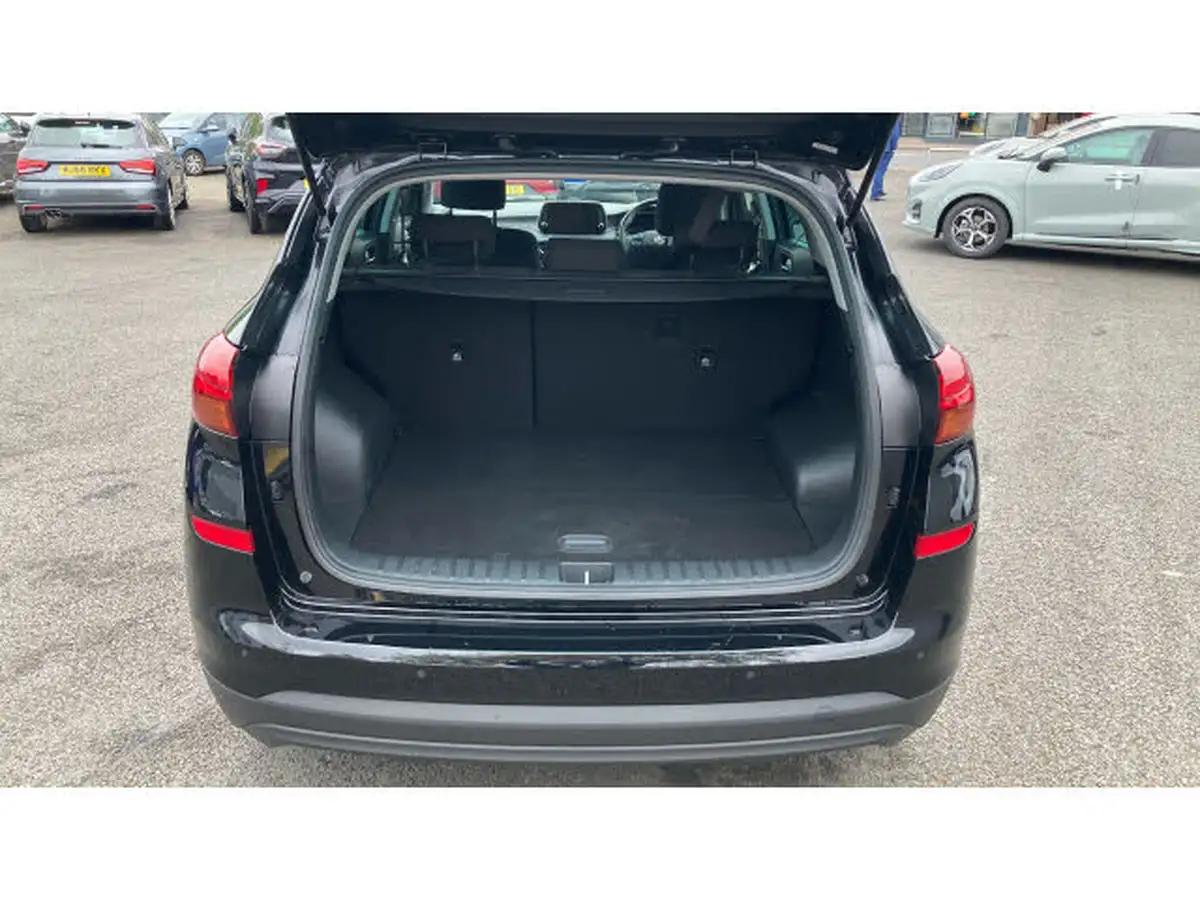 2020-hyundai-tucson-16-gdi-se-nav-big-3