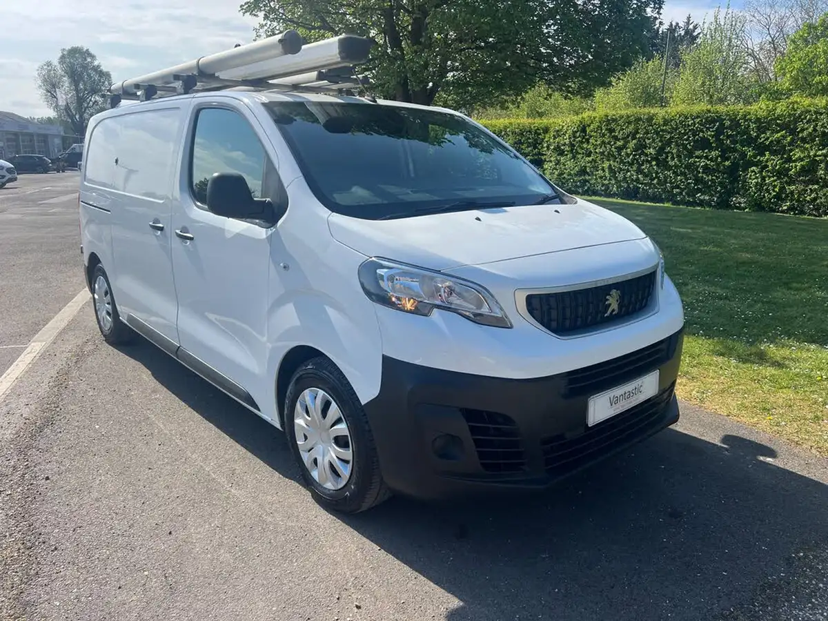 2019-peugeot-expert-15-bluehdi-professional-compact-1000-big-1