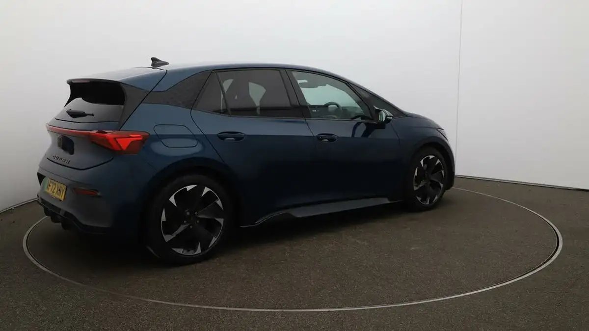 2022-cupra-born-e-v2-204ps-58kwh-big-51