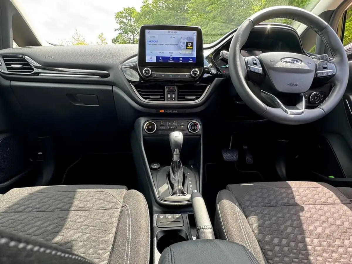 2022-ford-fiesta-10t-titanium-125ps-hybrid-mhev-powershift-big-13