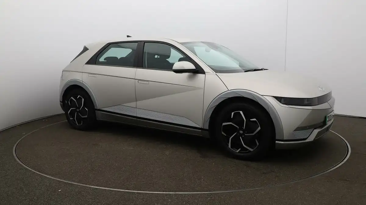 2022-hyundai-ioniq-5-e-premium-217ps-73kwh-rwd-big-42