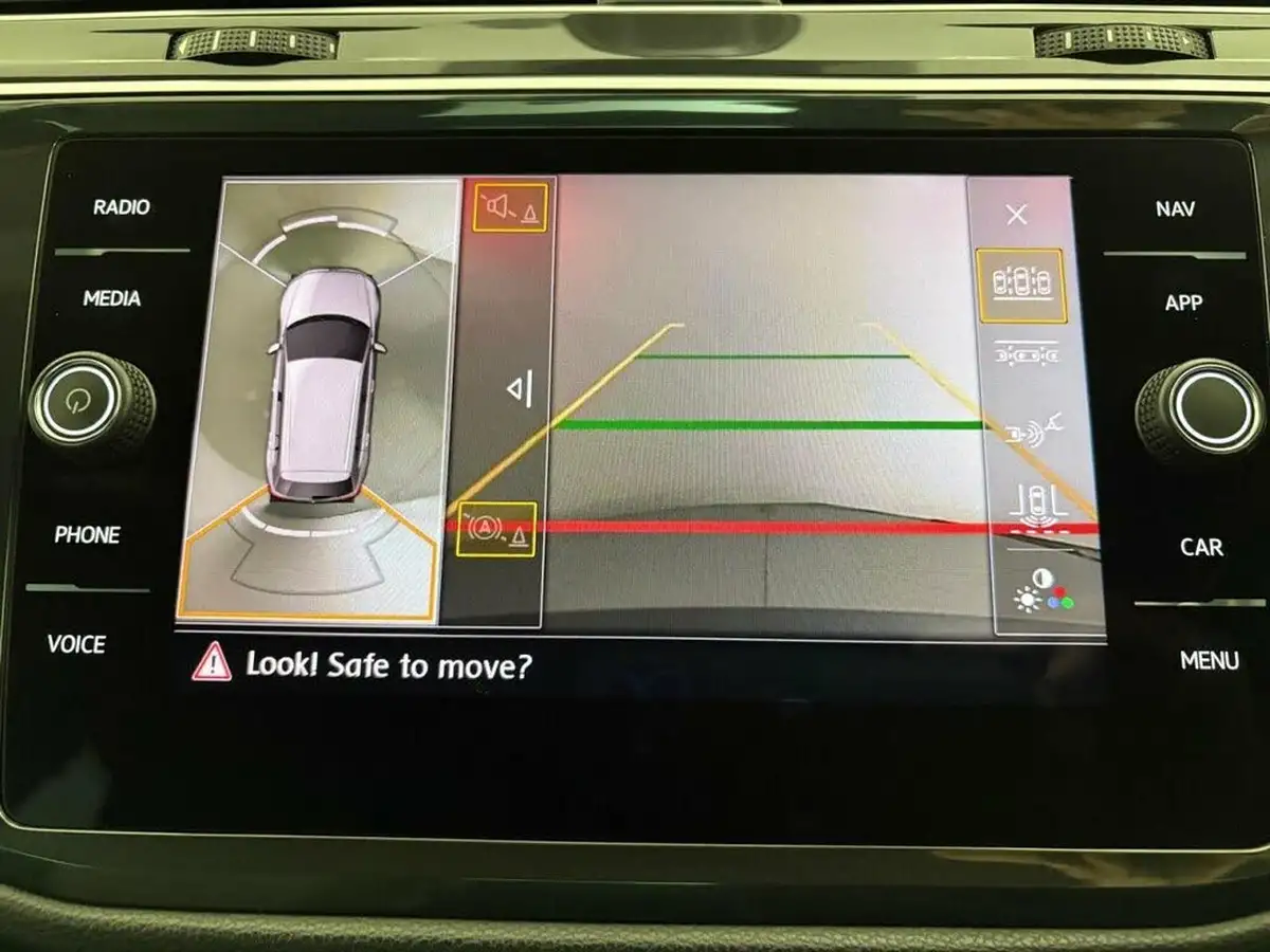 2020-volkswagen-tiguan-20tdi-r-line-tech-150ps-dsg-big-24