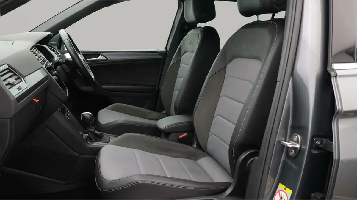 2020-volkswagen-tiguan-20tdi-r-line-tech-150ps-dsg-big-14