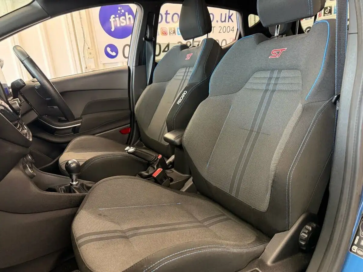 2019-ford-fiesta-15t-st-2-5d-big-7