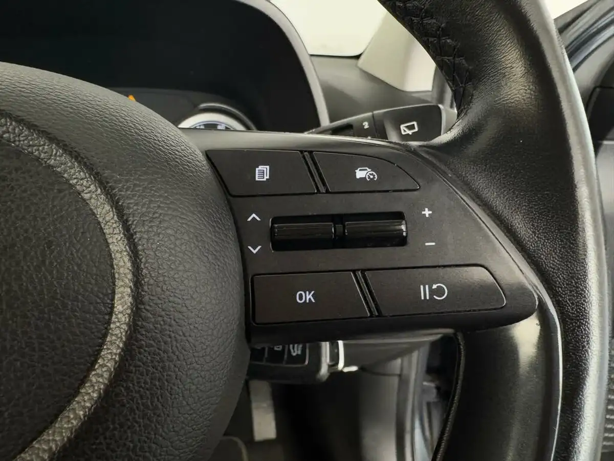 2021-hyundai-i20-10-t-gdi-element-big-16