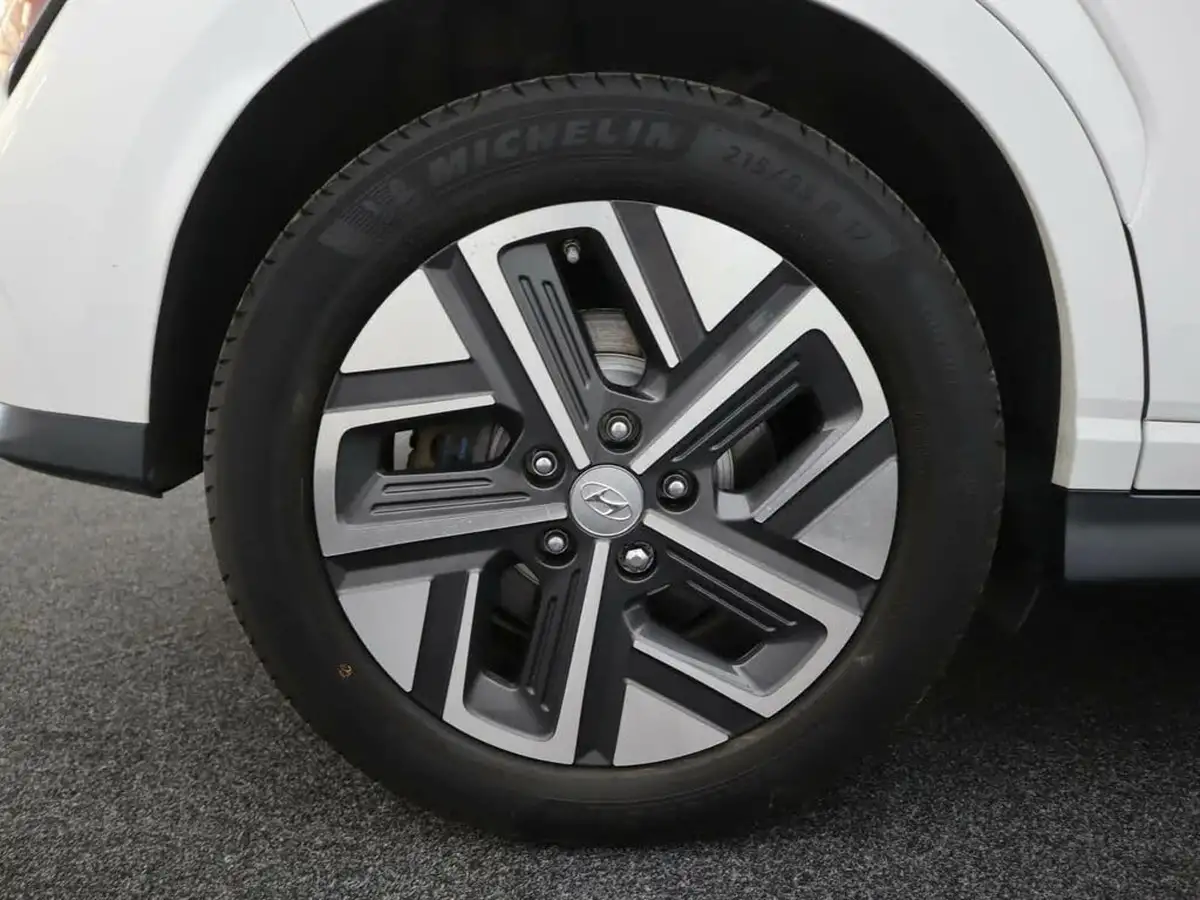 2022-hyundai-kona-e-premium-204ps-64kwh-7kw-obc-big-6