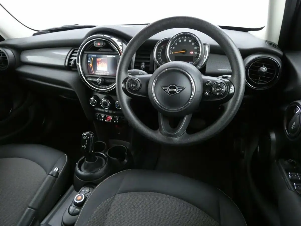 2020-mini-countryman-15-cooper-classic-auto-big-18