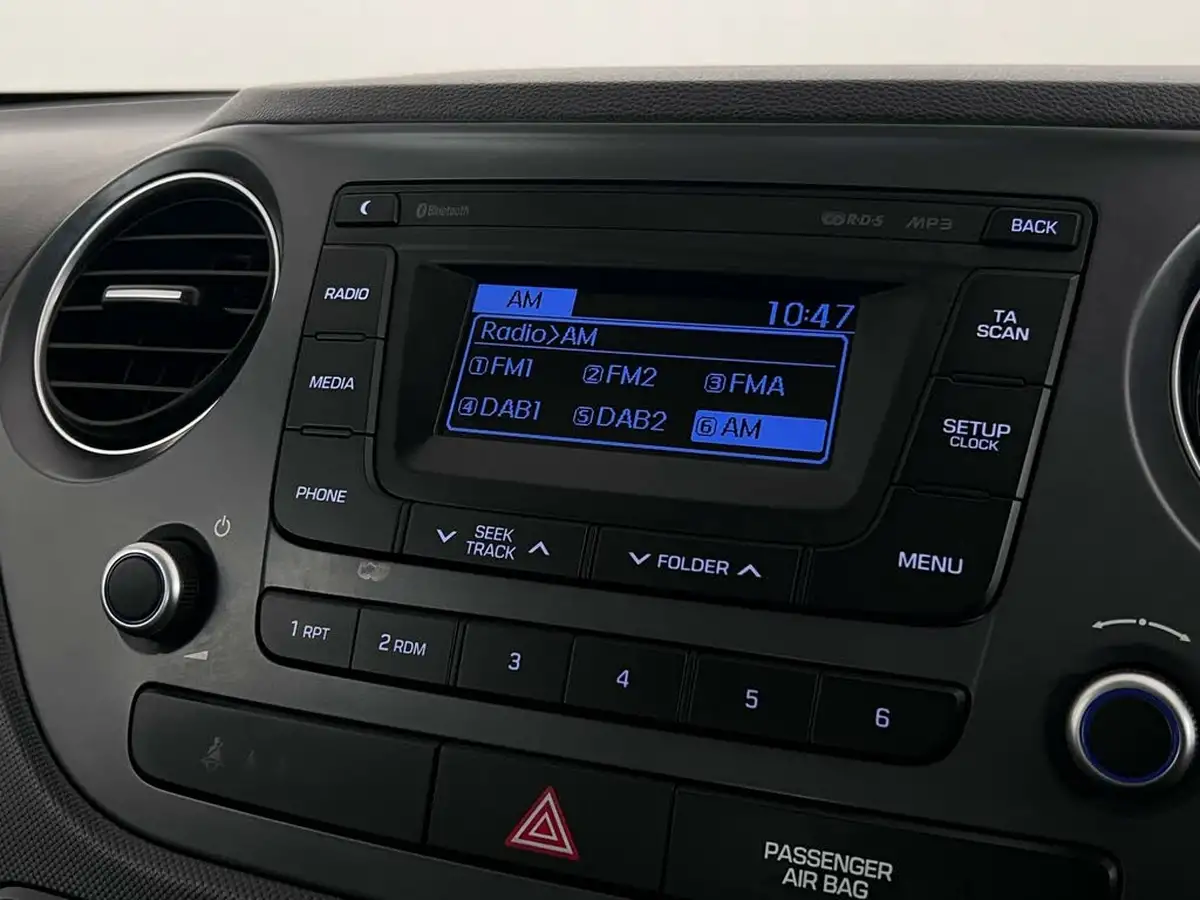 2017-hyundai-i10-10-se-big-28