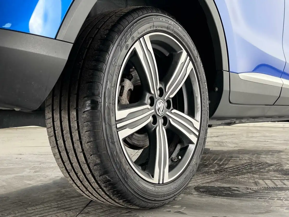 2019-mg-zs-suv-15-vti-tech-exclusive-106ps-big-8
