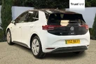 2021-volkswagen-id3-e-family-204ps-performance-small-1